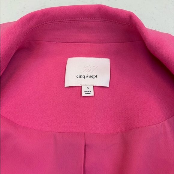 cinq a sept Vibrant Hot Pink Double-Breasted Blazer size 6 ruched sleeves - Picture 8 of 12